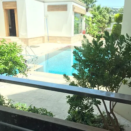 Butikhan Gundogan (Bodrum)