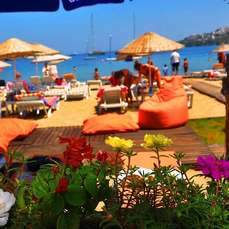 Butikhan Hotel 3*