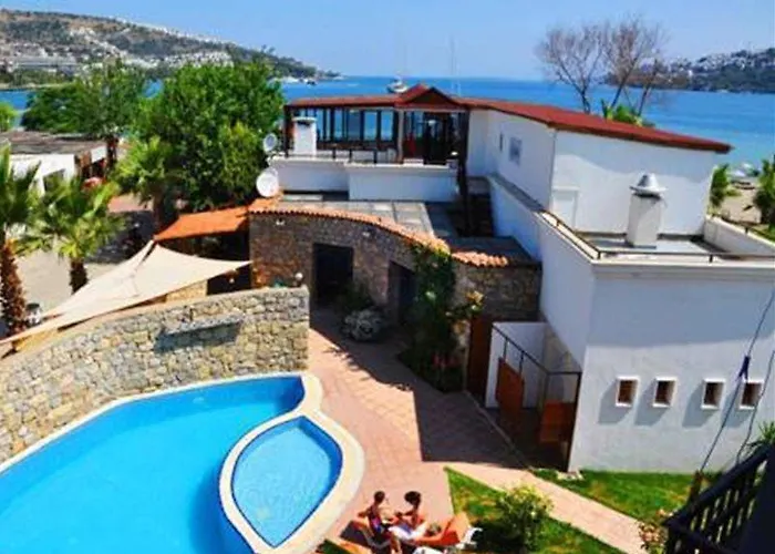 Hotel Butikhan 3*