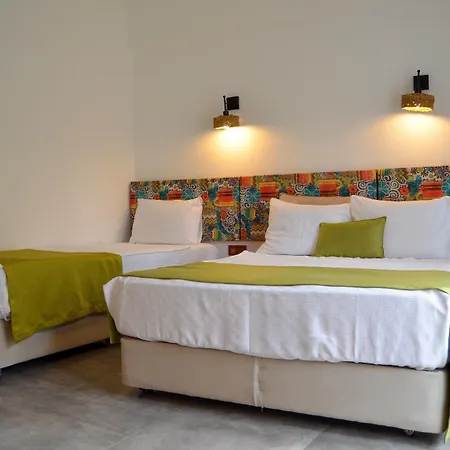Hotel Butikhan 3*