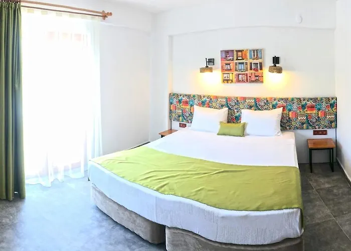 Butikhan Hotel Gündoğan